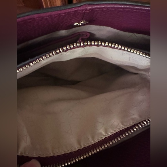 Radley London Dukes Place Leather Burgundy Crossbody - Picture 10 of 13